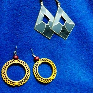 Earrings ( set of 2)